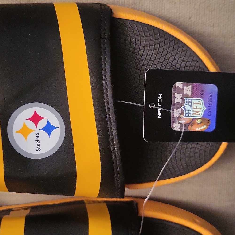NFL Steelers Black and Yellow Slide Sandals - Picture 3 of 6